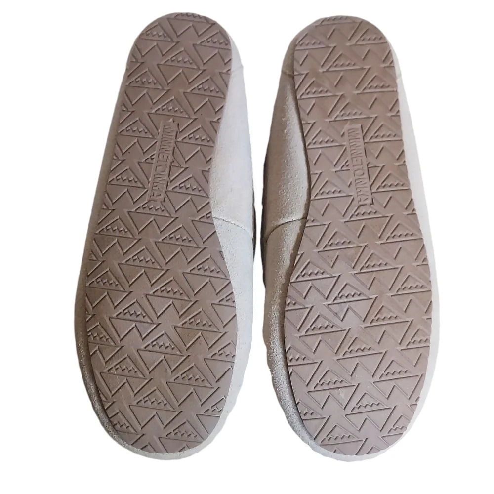 Minnetonka Moccasin Suede Faux Fur Lined Slippers‎ Women's - Picture 14 of 16